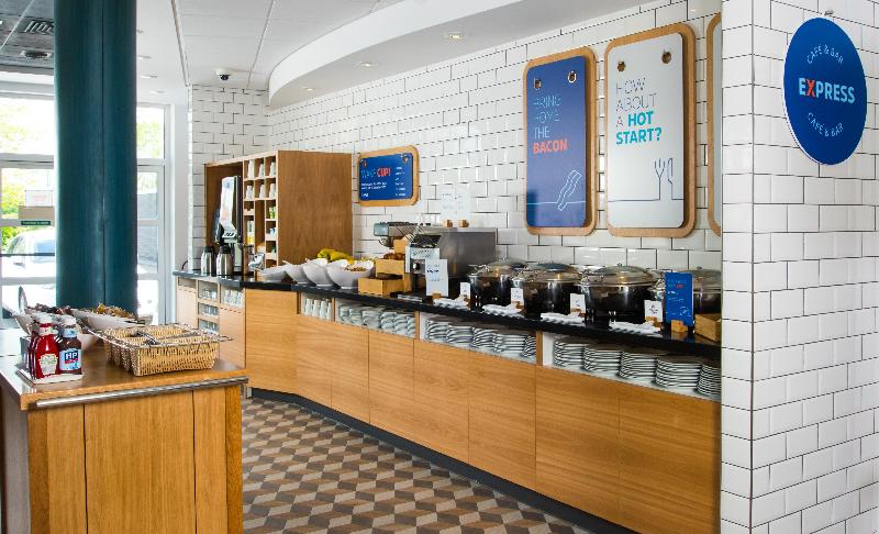 Отель Holiday Inn Express Burton On Trent, An Ihg