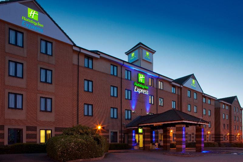 Отель Holiday Inn Express London   Dartford, An Ihg