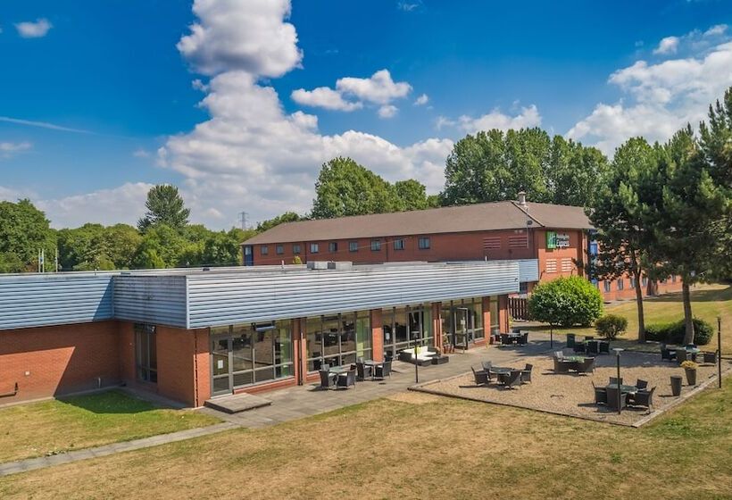فندق Holiday Inn Express Preston South, An Ihg