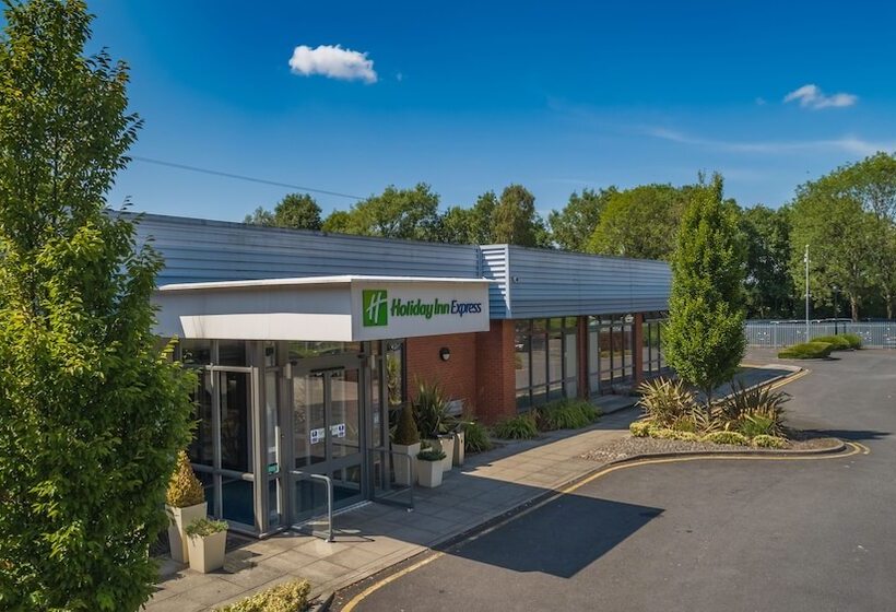 فندق Holiday Inn Express Preston South, An Ihg