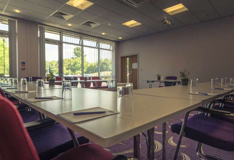 فندق Holiday Inn Express Preston South, An Ihg