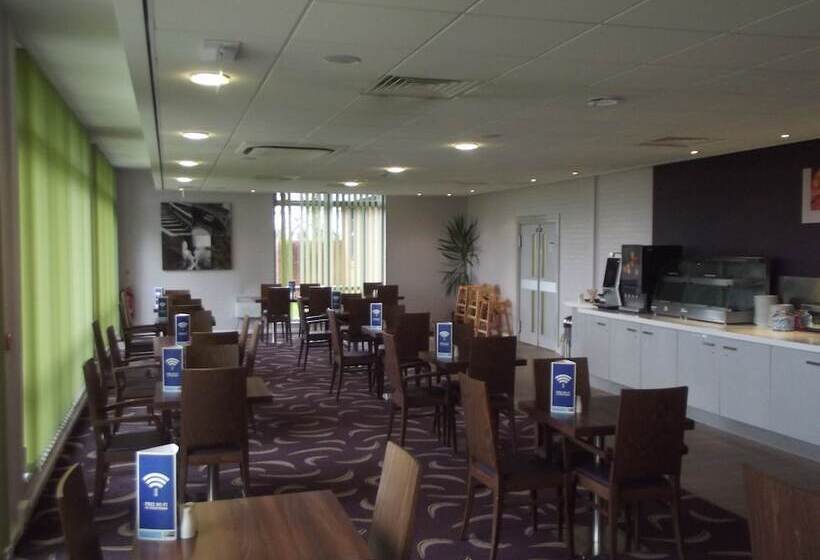 فندق Holiday Inn Express Preston South, An Ihg