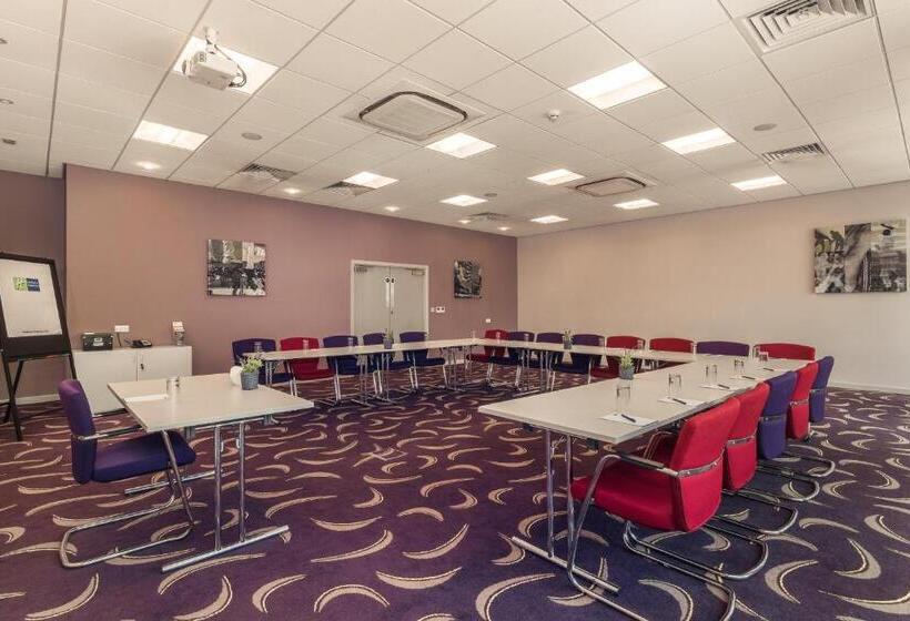 فندق Holiday Inn Express Preston South, An Ihg