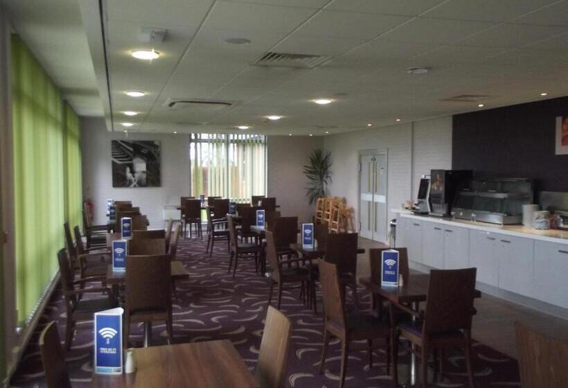 فندق Holiday Inn Express Preston South, An Ihg