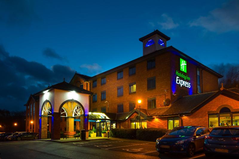 فندق Holiday Inn Express Stafford, An Ihg