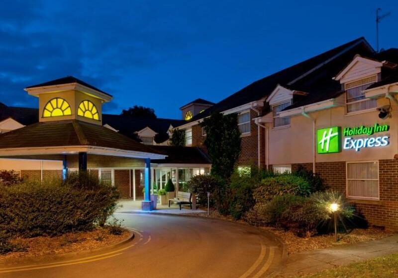 בית מלון כפרי Holiday Inn Express York, An Ihg