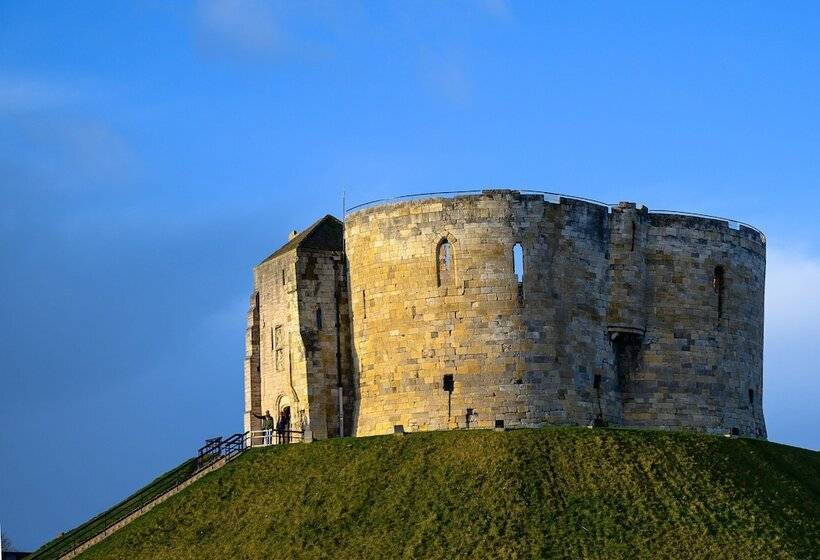 בית מלון כפרי Holiday Inn Express York, An Ihg