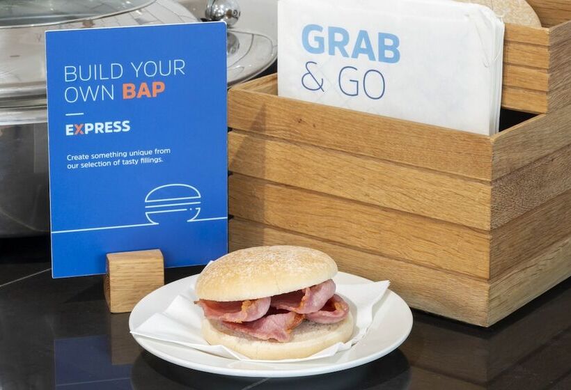 בית מלון כפרי Holiday Inn Express York, An Ihg