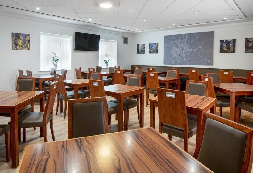 בית מלון כפרי Holiday Inn Express York, An Ihg
