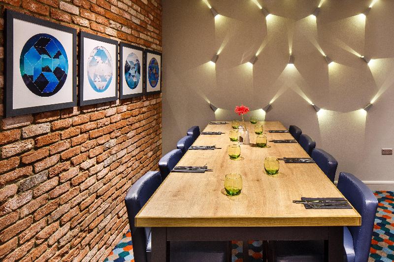 Отель Holiday Inn London Heathrow M4jct.4