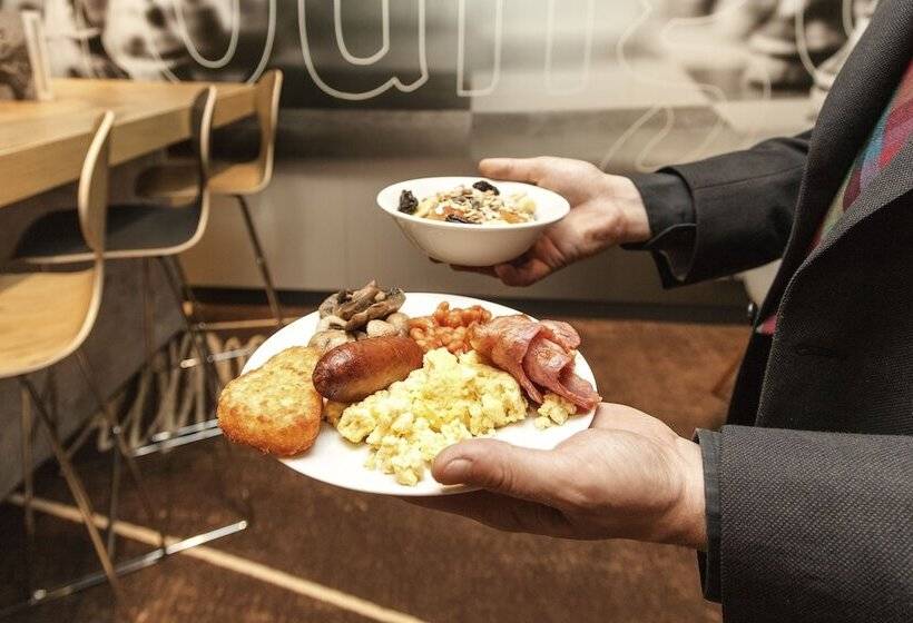 فندق Ibis London Barking