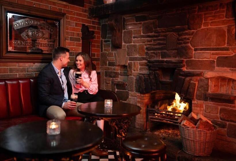 酒店 Ivanhoe Inn And