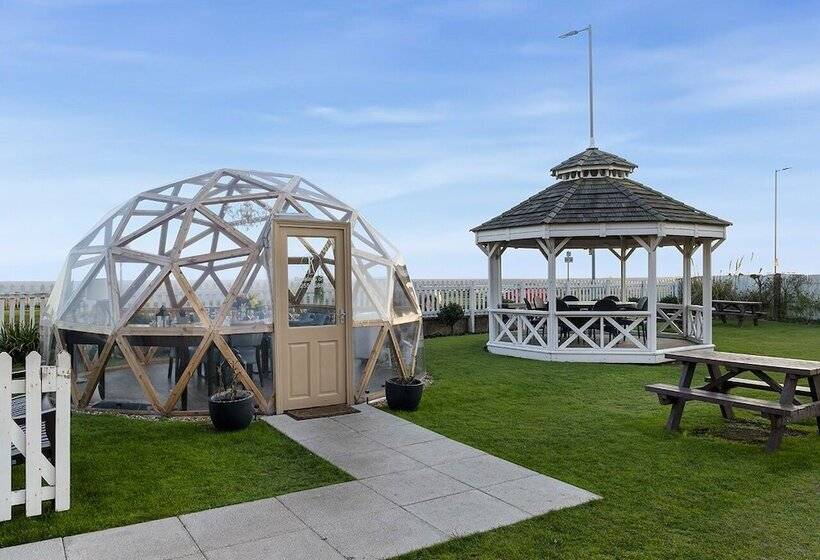 Отель Kingscliff