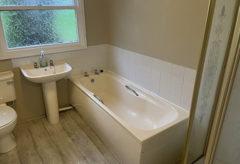 فندق Kirkconnel Hall