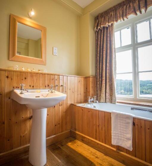 Lake Vyrnwy Hotel & Spa