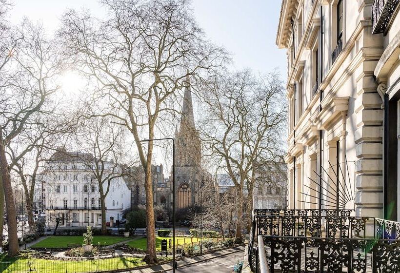 בית מלון כפרי Lancaster Court