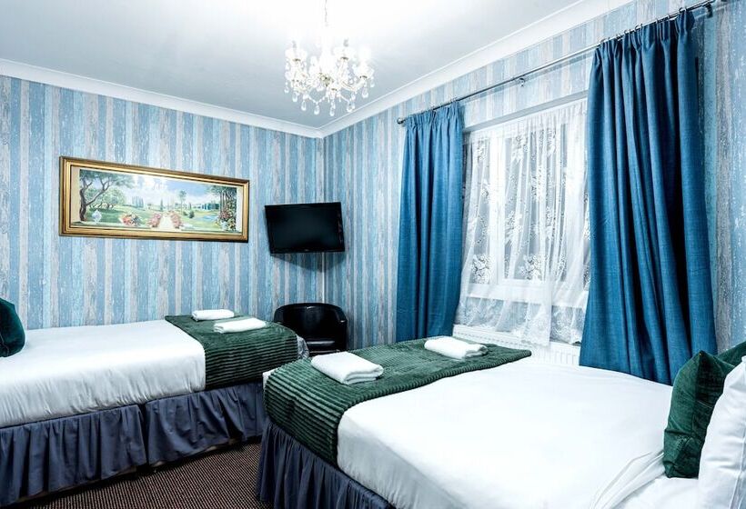 בית מלון כפרי Lancaster Court