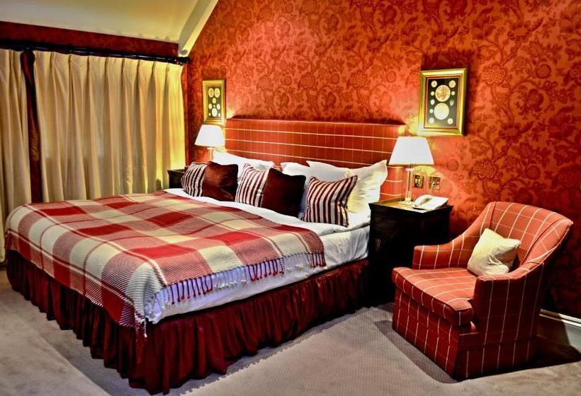 בית מלון כפרי Lewtrenchard Manor