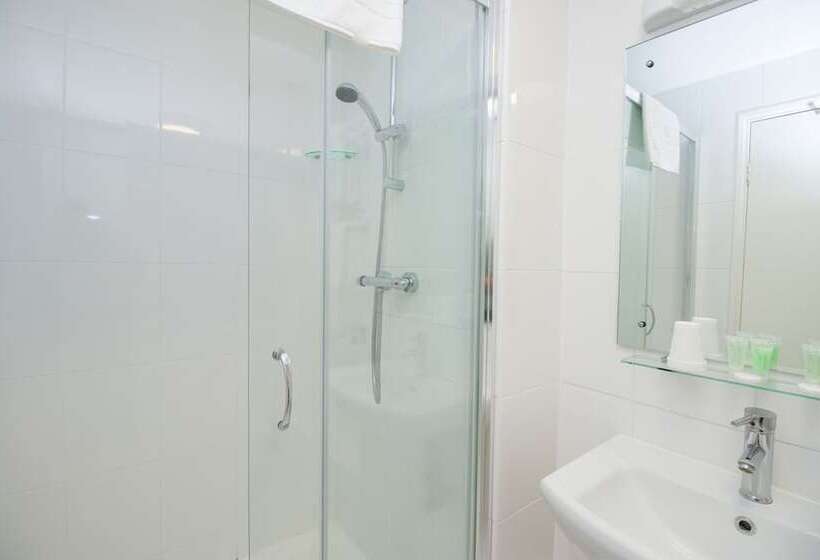 فندق London Town