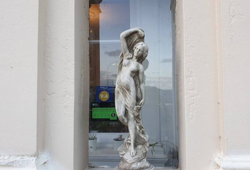 فندق Longworth Hall