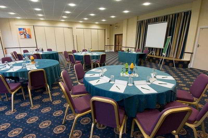 Отель Lyndhurst Park