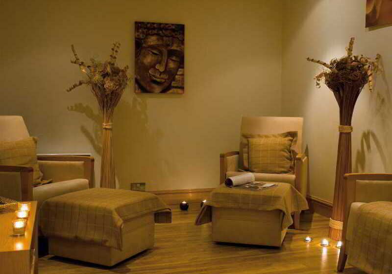 호텔 Macdonald Kilhey Court