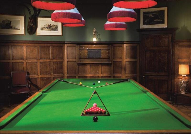 فندق Macdonald Pittodrie House