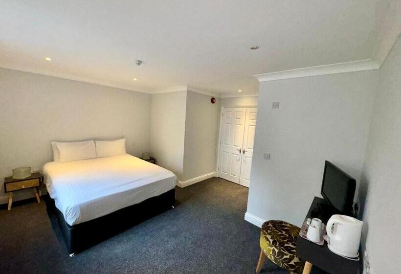 ホテル Marsh Farm