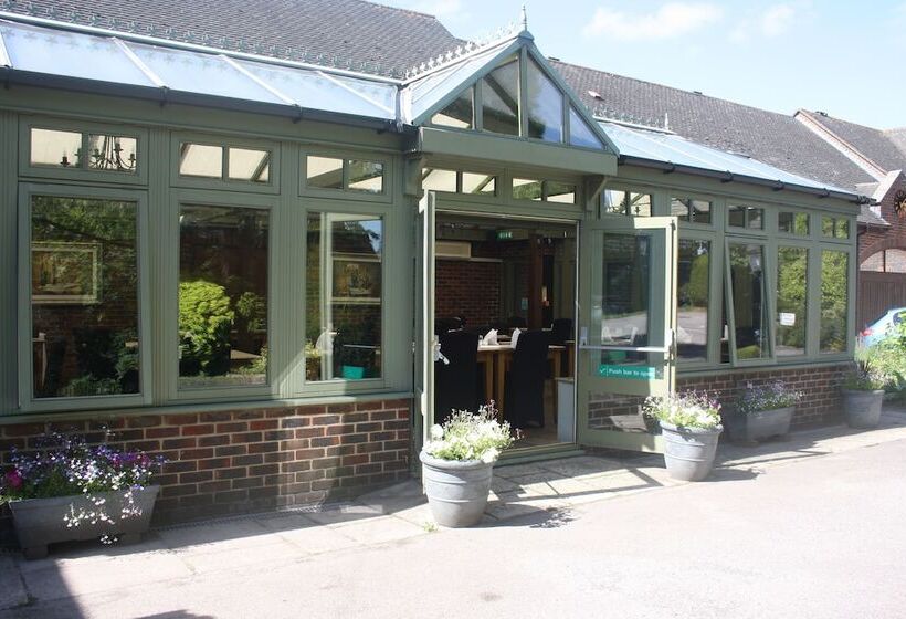 ホテル Marsh Farm