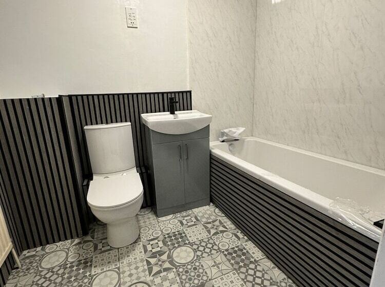 ホテル Marsh Farm