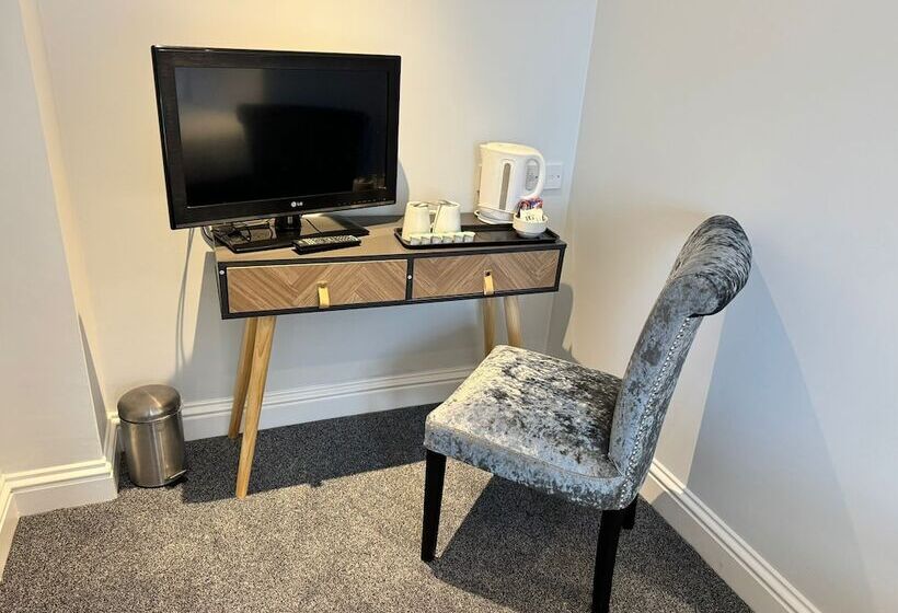 ホテル Marsh Farm