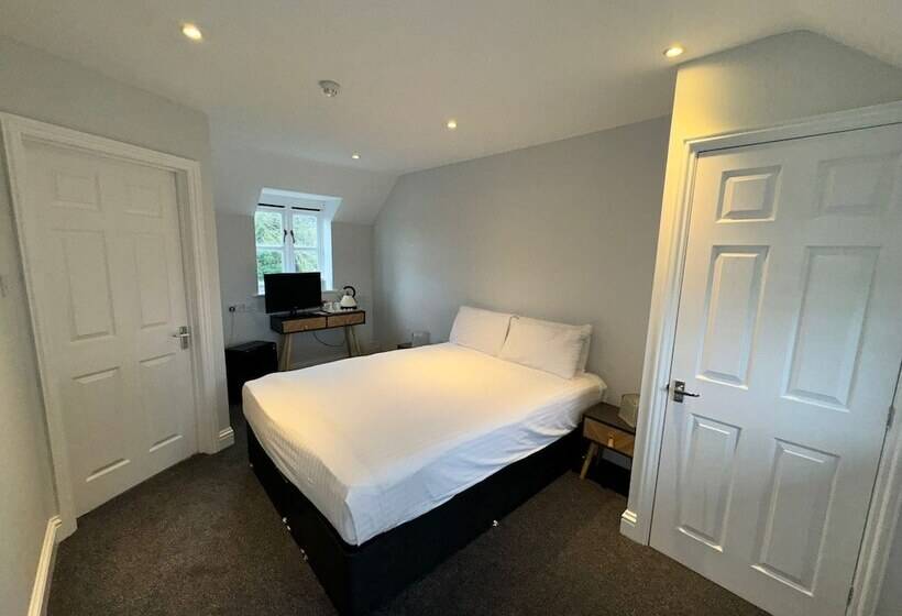 ホテル Marsh Farm