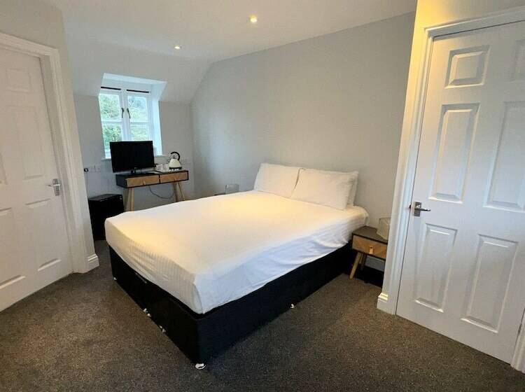 ホテル Marsh Farm