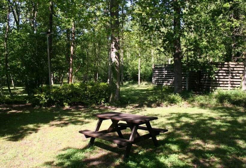 Marwell Hotel A Bespoke