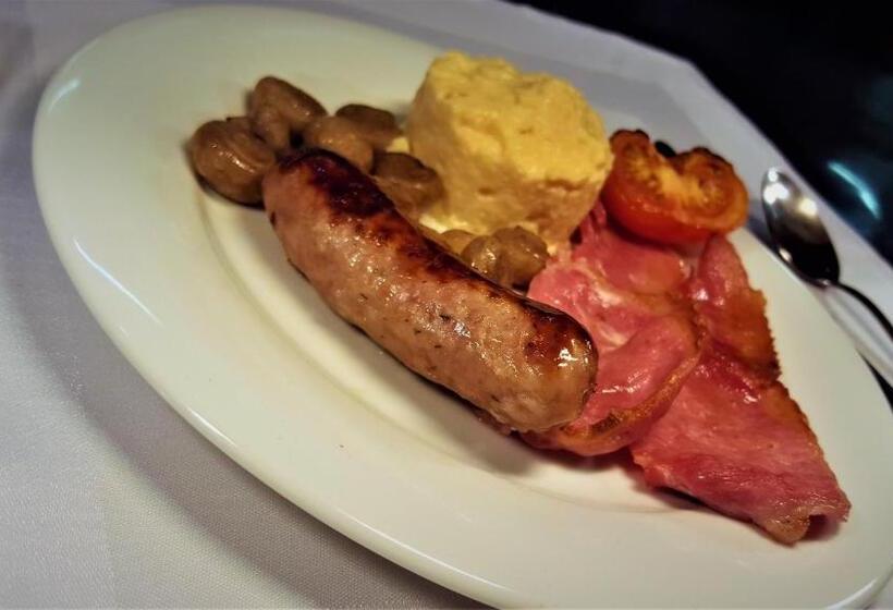 فندق Marygreen Manor