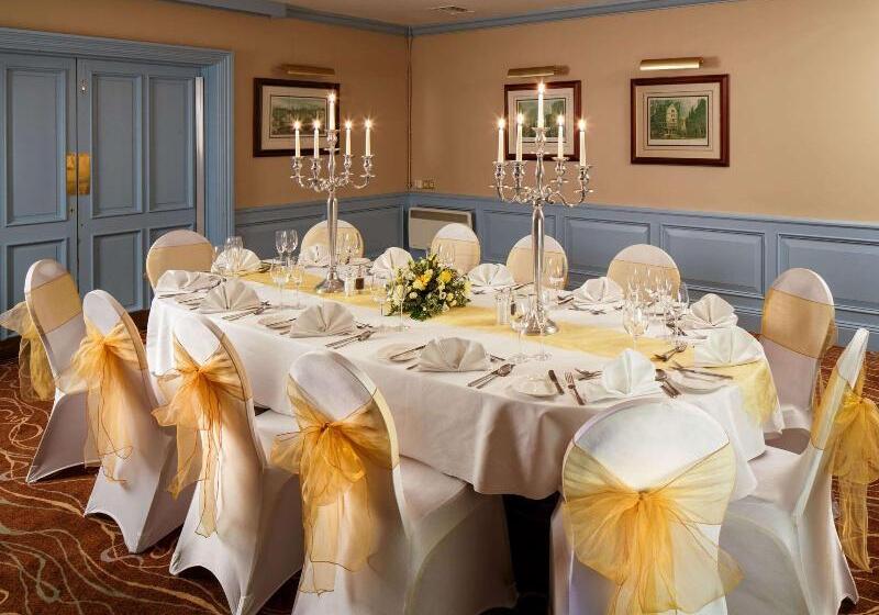 בית מלון כפרי Mercure Livingston