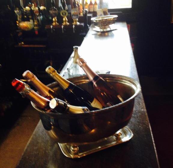 فندق Mermaid Inn