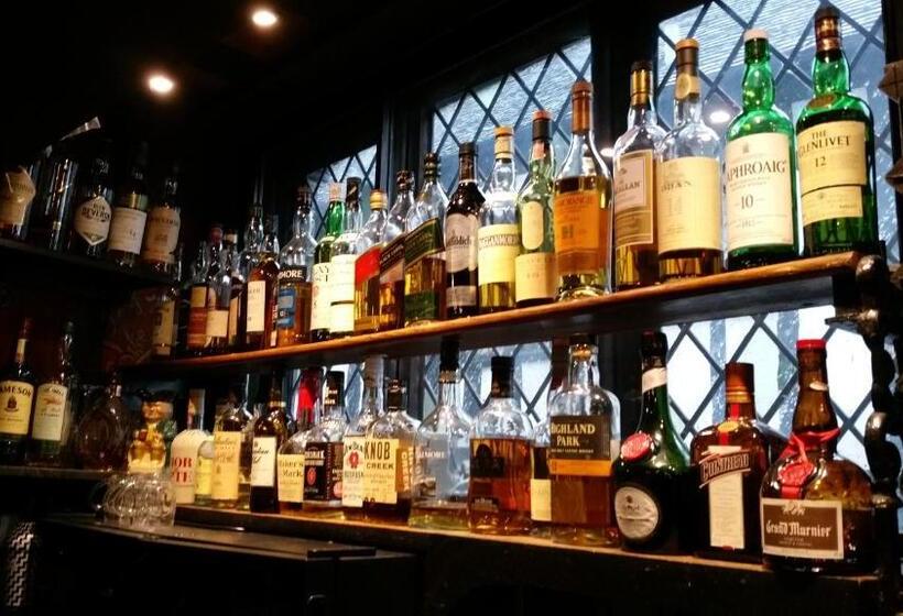 فندق Mermaid Inn