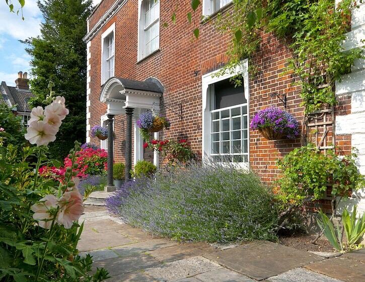 Milford Hall Hotel   Newly Refurbished