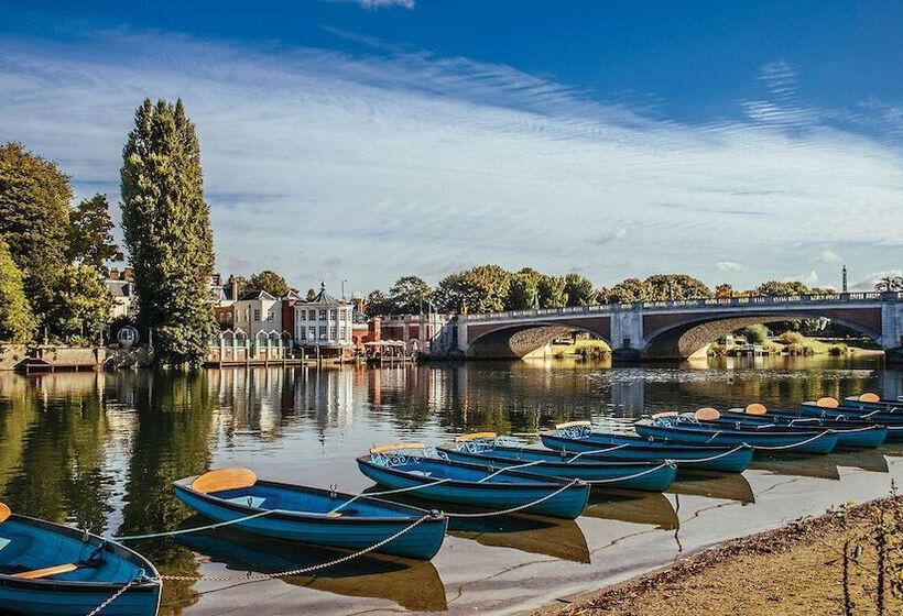 فندق The Mitre, Hampton Court