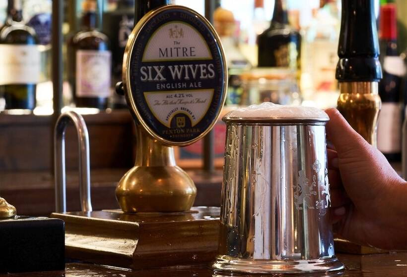 فندق The Mitre, Hampton Court