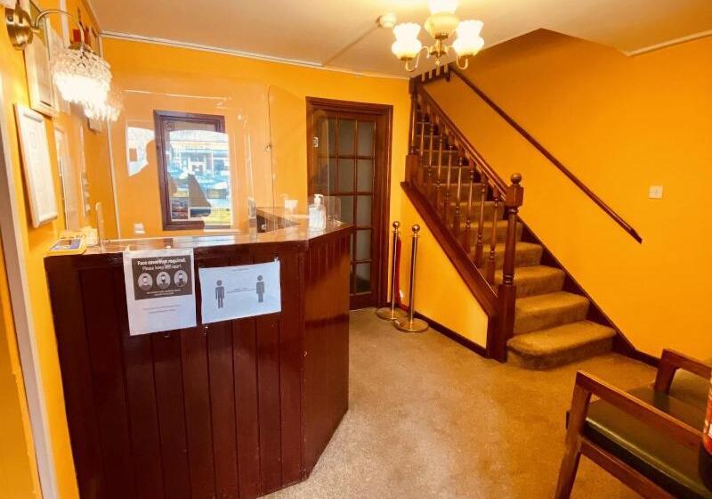 Отель Mount Pleasant