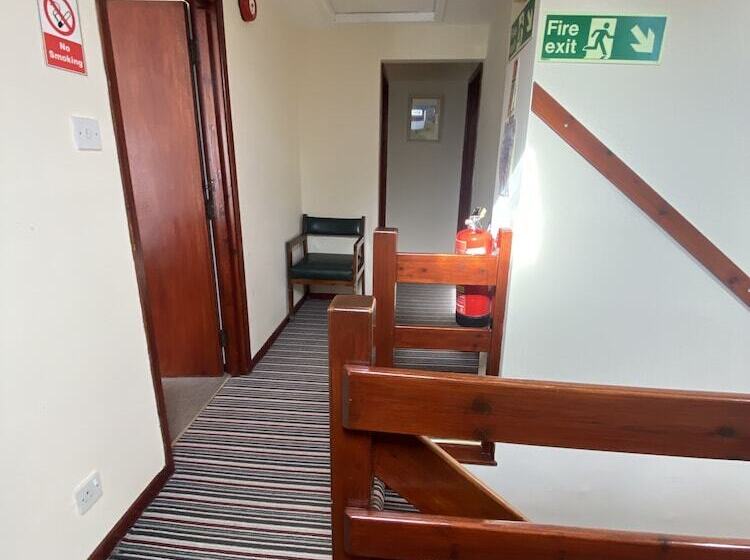 Отель Mount Pleasant