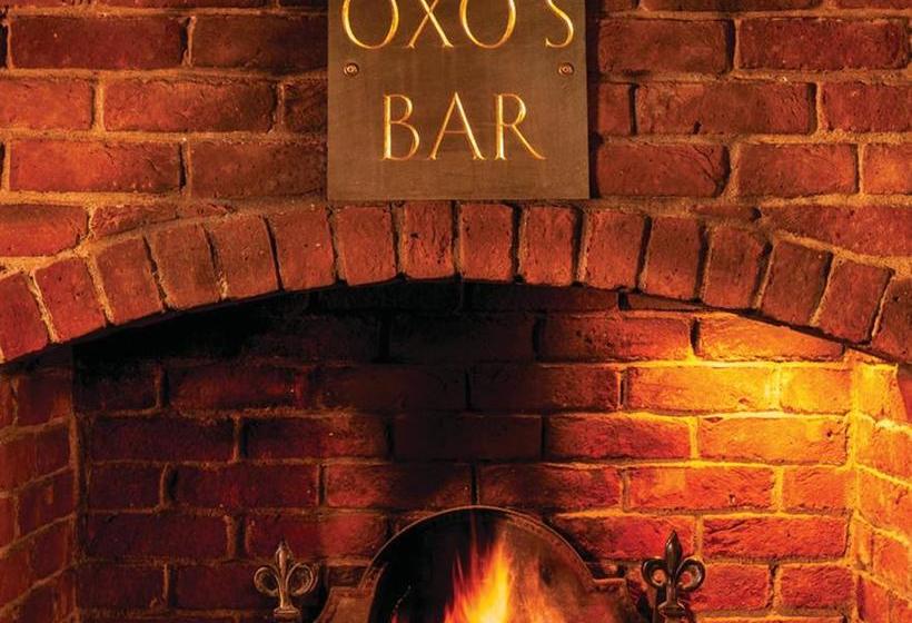 Отель The Mount Royale