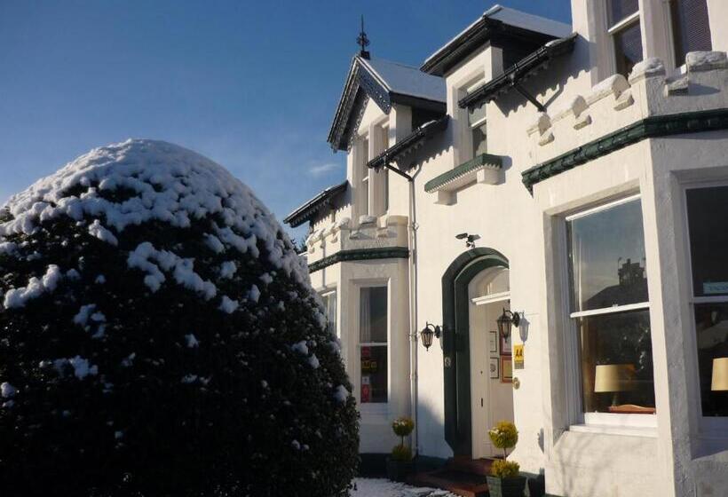 فندق Moyness House