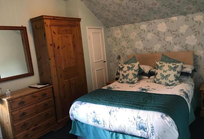 فندق Moyness House