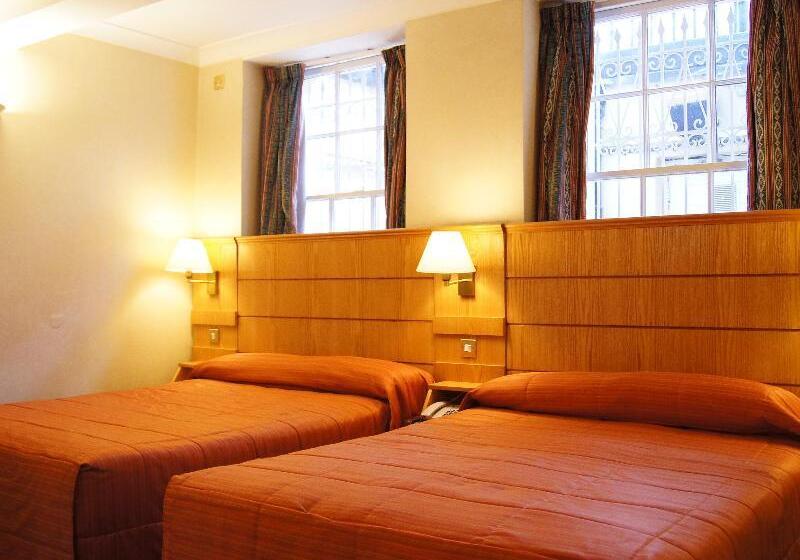 בית מלון כפרי The Nayland