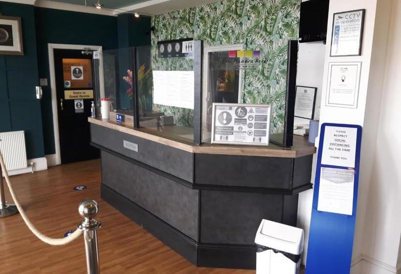 Отель New Madeira Seafront