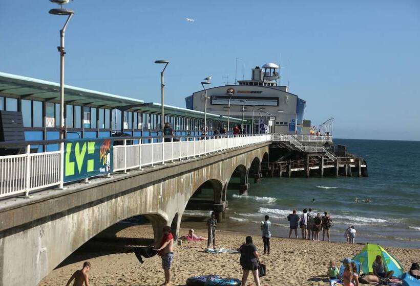 Отель Norfolk Royale