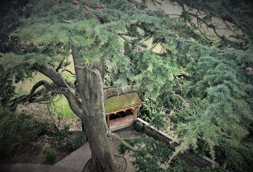 호텔 Nuthurst Grange Country House